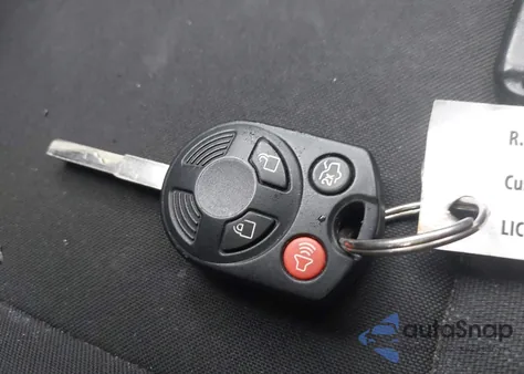 2015 Ford Focus Se z USA, uszkodzony, nr VIN 1FADP3K29FL246734